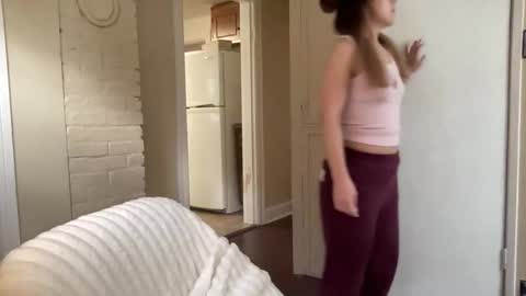 lilly_adams88 online show from 28, 5, 2026
