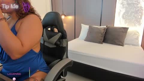 Snapshot of lilly_ass chatting on 6, 10, 2025 L I L L Y online show from 6, 10, 2025