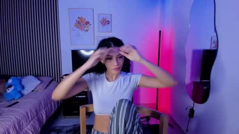 Snapshot of lilly_dollss chatting on 9, 2, 2025 Sofia online show from 9, 2, 2025