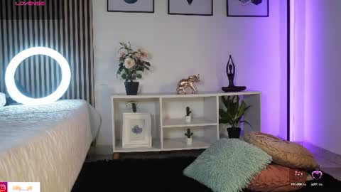 Sofia online show from 9, 7, 2026