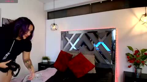 Snapshot of lilly_foxxy chatting on 25, 6, 2026 online show from 25, 6, 2026