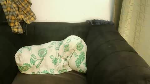 Snapshot of lilly_innocent_ chatting on 28, 4, 2026 lilly online show from 28, 4, 2026