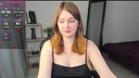Snapshot of lilly_pretty_love chatting on 2, 3, 2025 Lilly online show from 2, 3, 2025