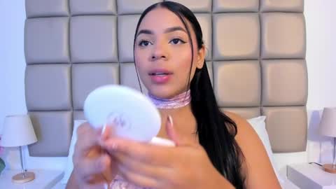 Lilly  online show from 19, 4, 2026