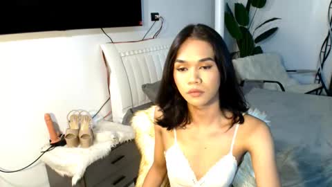 Snapshot of lillyholland_xx chatting on 20, 2, 2025 lillyholland online show from 20, 2, 2025