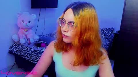 Snapshot of lillykittyy chatting on 24, 9, 2025 Lilly3 online show from 24, 9, 2025