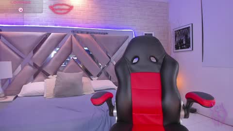 Snapshot of lillypalmer chatting on 11, 12, 2024 Lilly online show from 11, 12, 2024