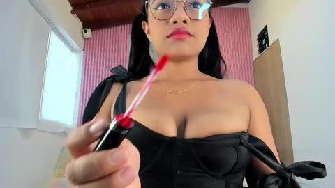 Snapshot of lillyy16 chatting on 7, 3, 2026 lillyy16 online show from 7, 3, 2026