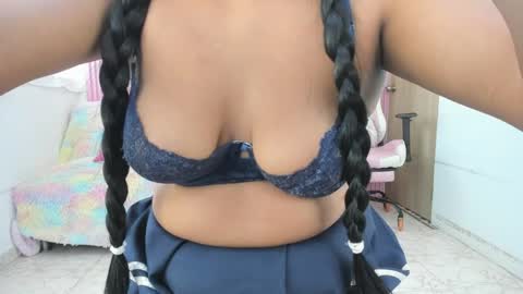Snapshot of lillyy16 chatting on 25, 4, 2026 lillyy16 online show from 25, 4, 2026