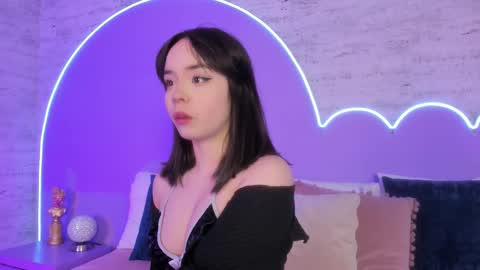 Lilou online show from 28, 11, 2025