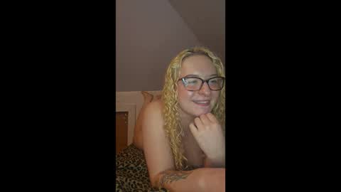 LilPies  online show from 25, 2, 2026