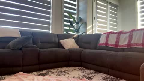 Ava online show from 24, 3, 2026