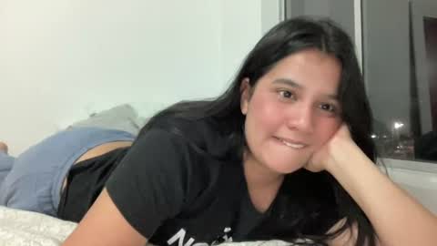 Snapshot of lilprincessxoxo_ chatting on 9, 7, 2026 lilprincessxoxo_ online show from 9, 7, 2026