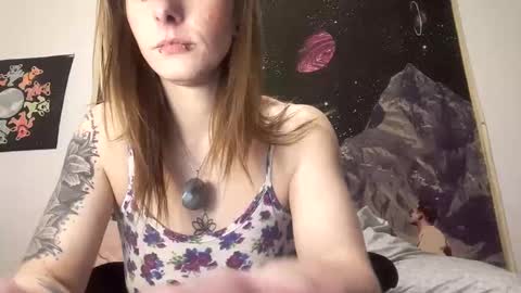 Luna online show from 8, 3, 2026