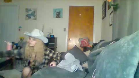 Snapshot of lilvioletxxx chatting on 13, 9, 2025 Little Violet online show from 13, 9, 2025