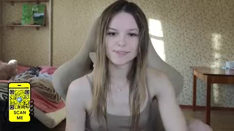 lily_and_jake online show from 6, 3, 2025