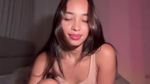 Snapshot of lily_bunnyy chatting on 23, 7, 2026 Lily online show from 23, 7, 2026
