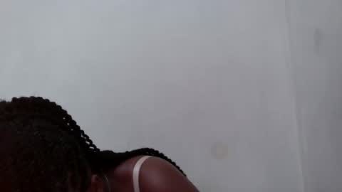 Snapshot of lily_cruise chatting on 13, 9, 2025 lily_cruise online show from 13, 9, 2025