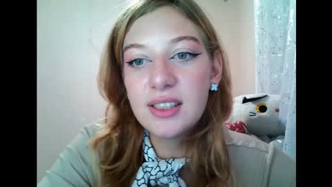 Snapshot of lily_ember chatting on 17, 9, 2025 lily_ember online show from 17, 9, 2025