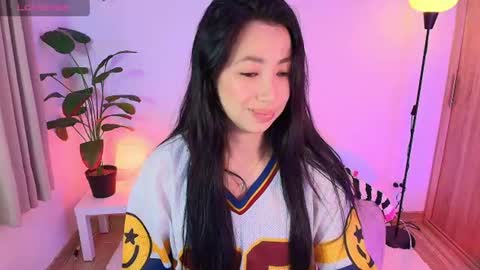Snapshot of lily_evans_ chatting on 12, 7, 2026 just lily online show from 12, 7, 2026