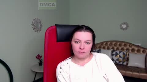 Lily online show from 5, 2, 2025