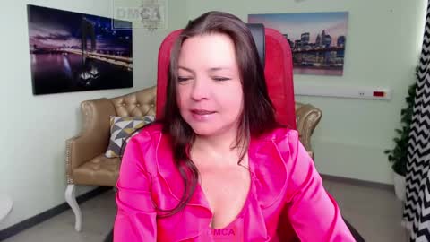 Lily online show from 6, 6, 2026