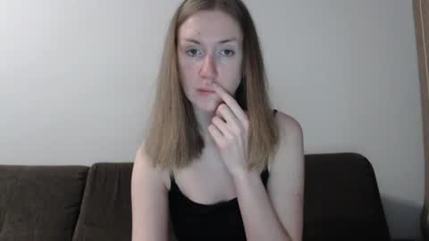 Snapshot of lily_love_x chatting on 9, 7, 2026 lily_love_x online show from 9, 7, 2026