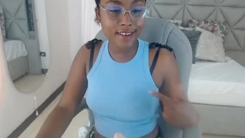 Snapshot of lily_mendoza chatting on 9, 6, 2026 lily_mendoza online show from 9, 6, 2026