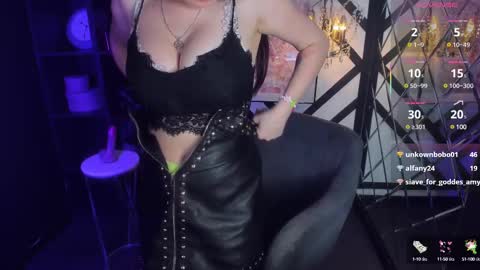 Snapshot of lily_moonlight chatting on 11, 3, 2025 Lily online show from 11, 3, 2025