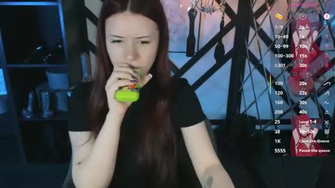 Snapshot of lily_moonlight chatting on 17, 5, 2026 Lily online show from 17, 5, 2026