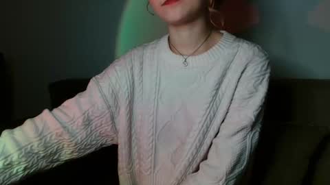 small lily online show from 23, 3, 2026