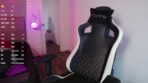 lily_waist online show from 11, 1, 2026