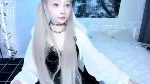 Lily online show from 1, 5, 2026