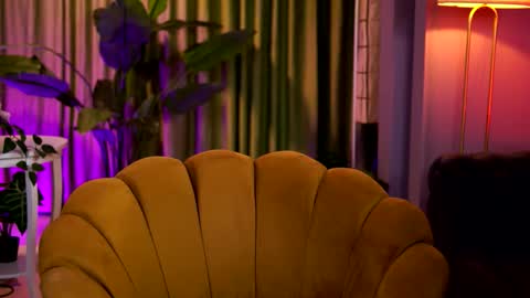 Snapshot of lilybloome chatting on 2, 3, 2026 Lily online show from 2, 3, 2026