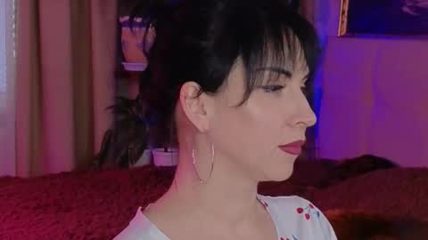 Snapshot of lilyconor chatting on 27, 11, 2025 Lily online show from 27, 11, 2025