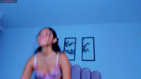 Lily online show from 1, 10, 2025