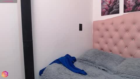 lilyfox23 online show from 12, 1, 2026