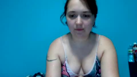 Snapshot of lilylovegood04 chatting on 14, 7, 2026 lily online show from 14, 7, 2026