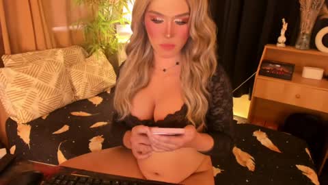 Snapshot of lilymonstercock chatting on 29, 5, 2026 IM YOUR TRUE GODESS Lilymonstercock online show from 29, 5, 2026