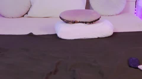 Snapshot of lilyrose_ chatting on 18, 2, 2025 online show from 18, 2, 2025