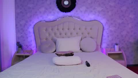 Snapshot of lilyrose_ chatting on 23, 2, 2025 online show from 23, 2, 2025