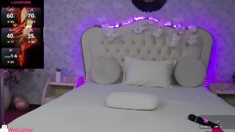 Snapshot of lilyrose_ chatting on 1, 10, 2025 online show from 1, 10, 2025