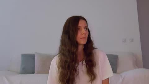 Lily online show from 13, 10, 2025