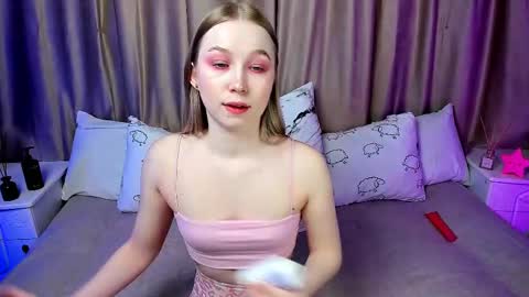 Lilian online show from 12, 3, 2025