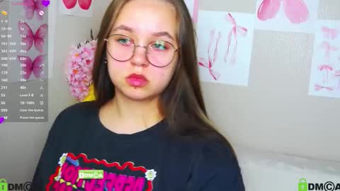 Lily online show from 9, 9, 2025