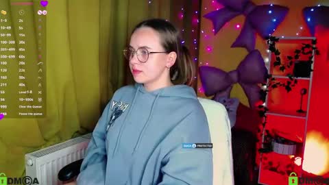 Lily online show from 23, 4, 2026