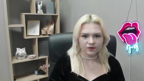 Snapshot of lilysweetxo chatting on 24, 2, 2026 Lily online show from 24, 2, 2026