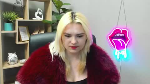 Snapshot of lilysweetxo chatting on 21, 4, 2026 Lily online show from 21, 4, 2026