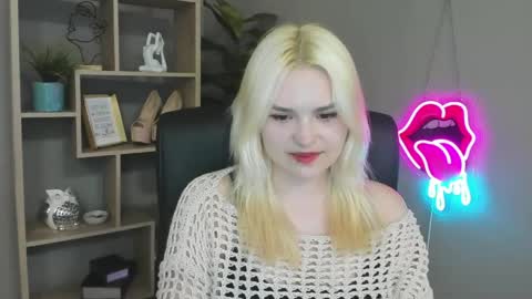 Snapshot of lilysweetxo chatting on 3, 5, 2026 Lily online show from 3, 5, 2026