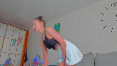 lilyt_007 online show from 18, 12, 2024